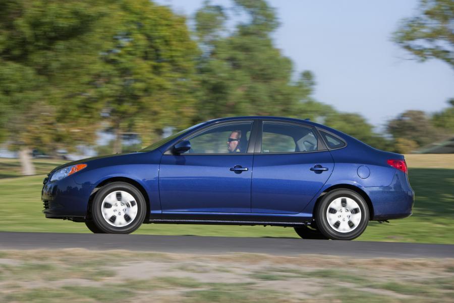  Hyundai Elantra Blue 2010 года  (фото 29 из 32)